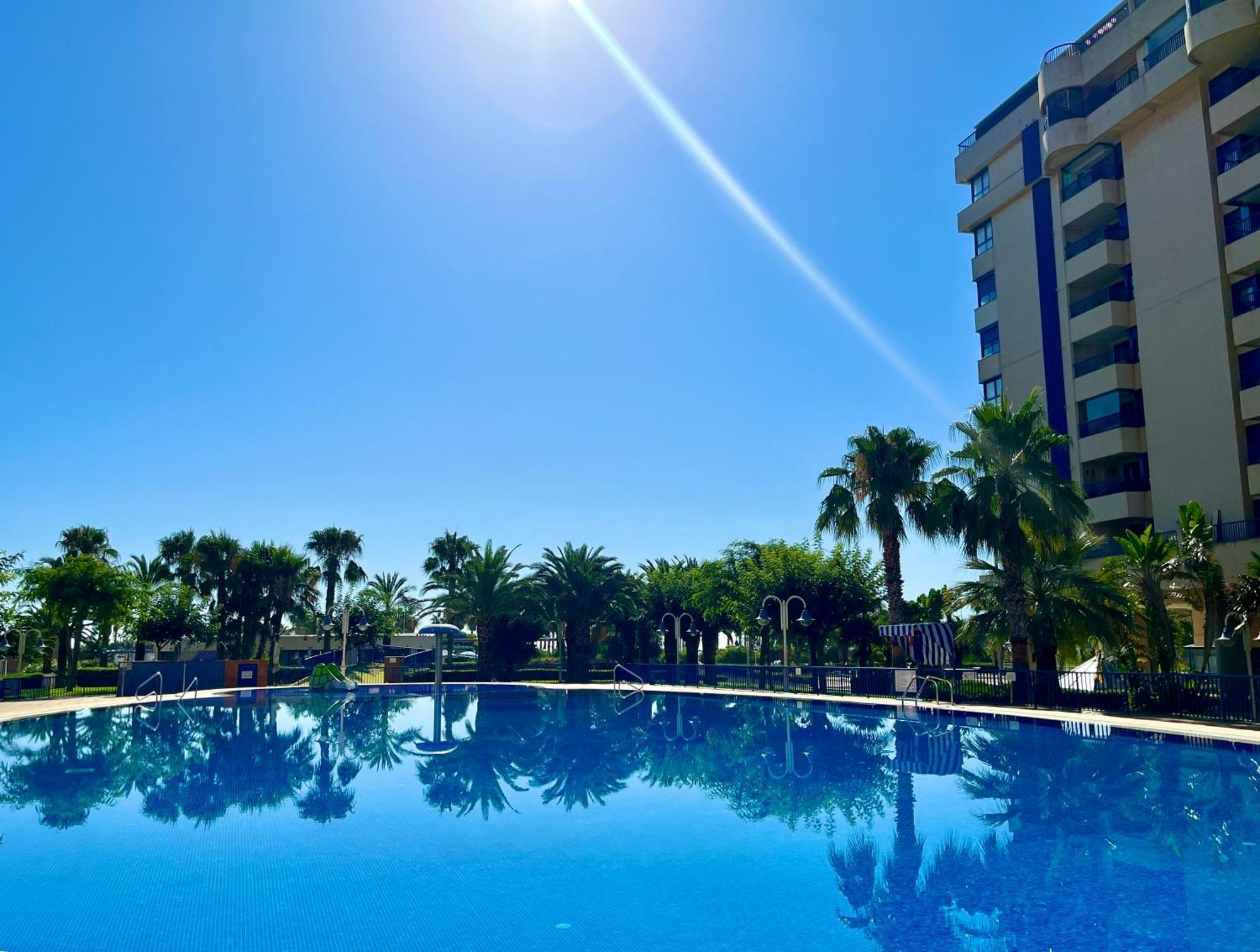 Blue Beach Apartment+Oceanview+Private Parking Valencia Kültér fotó