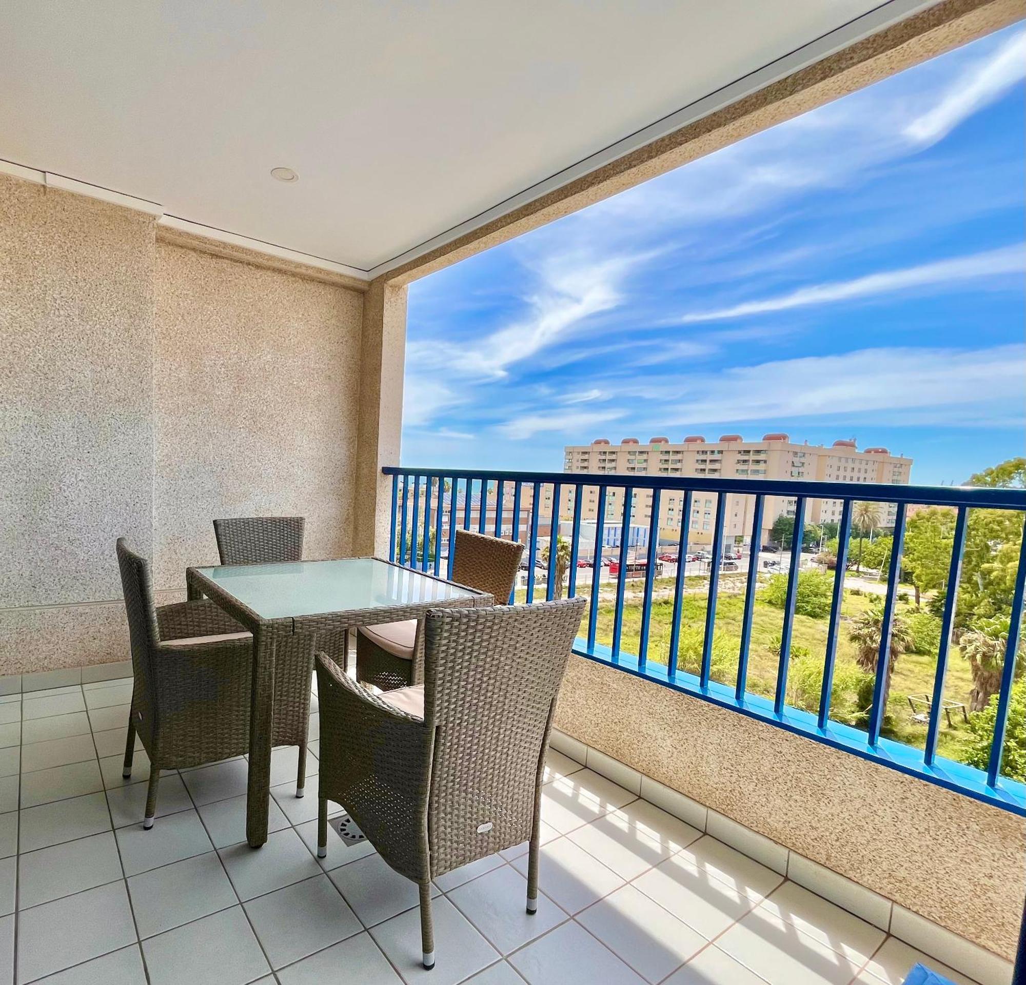 Blue Beach Apartment+Oceanview+Private Parking Valencia Kültér fotó